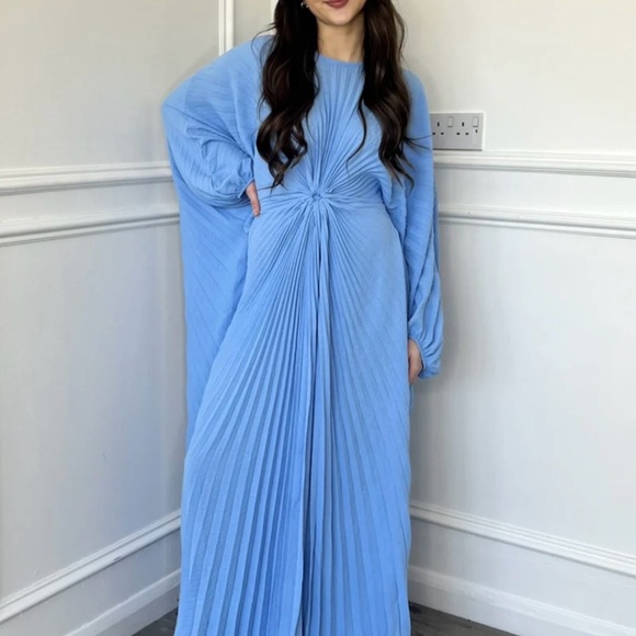 Dresses & Skirts - Elegant Blue Pleated Women's Dress